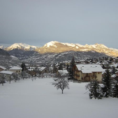 Chez Cat Et Christophe , Chambre Calme Et Lumineuse Chez L'Habitant Avec Vue Guillestre Εξωτερικό φωτογραφία