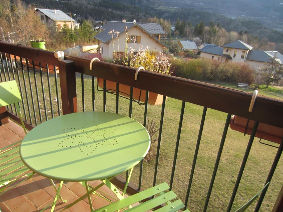 Chez Cat Et Christophe , Chambre Calme Et Lumineuse Chez L'Habitant Avec Vue Guillestre Εξωτερικό φωτογραφία